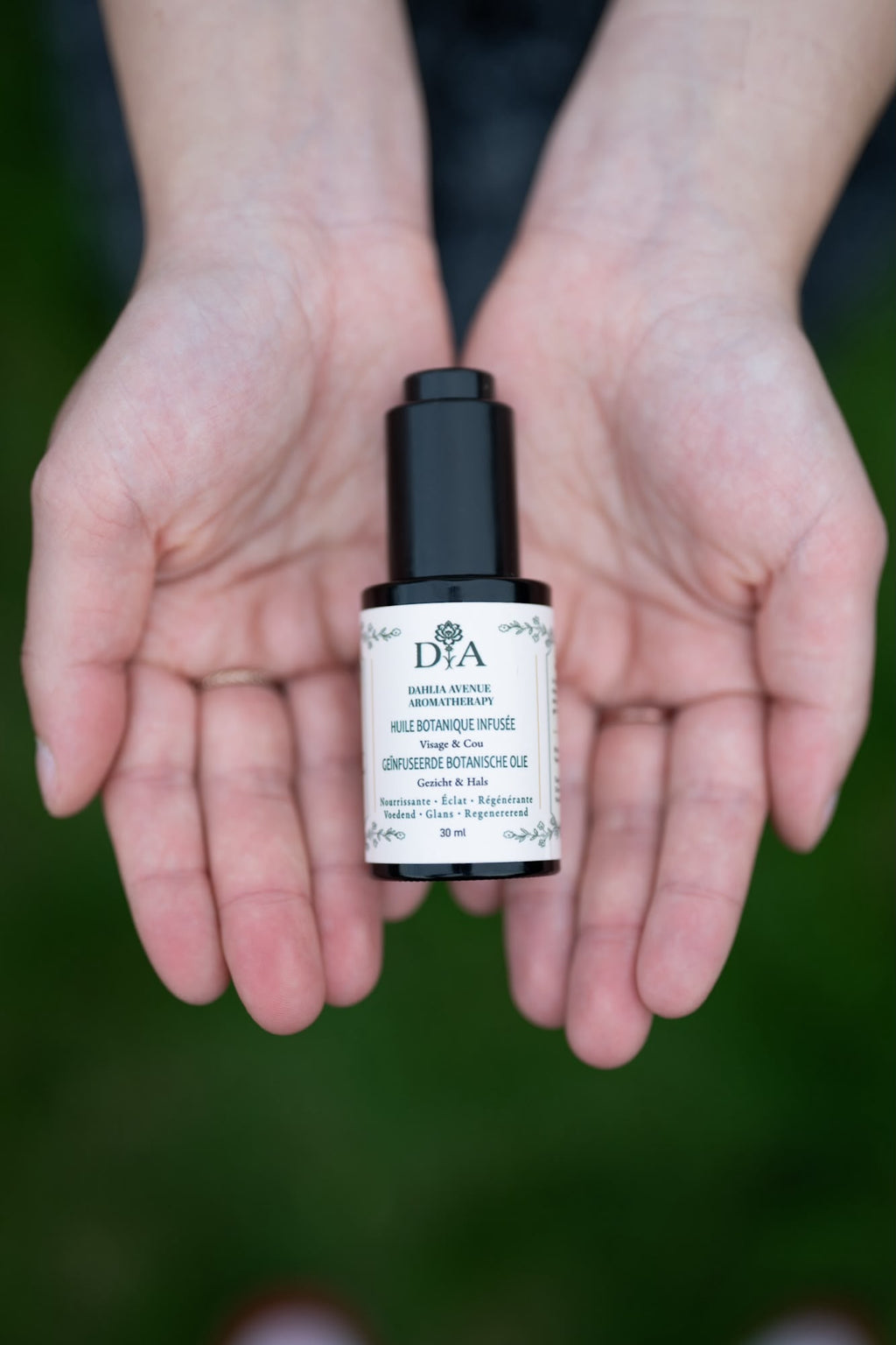 Huile Botanique Infusée — Visage & Cou