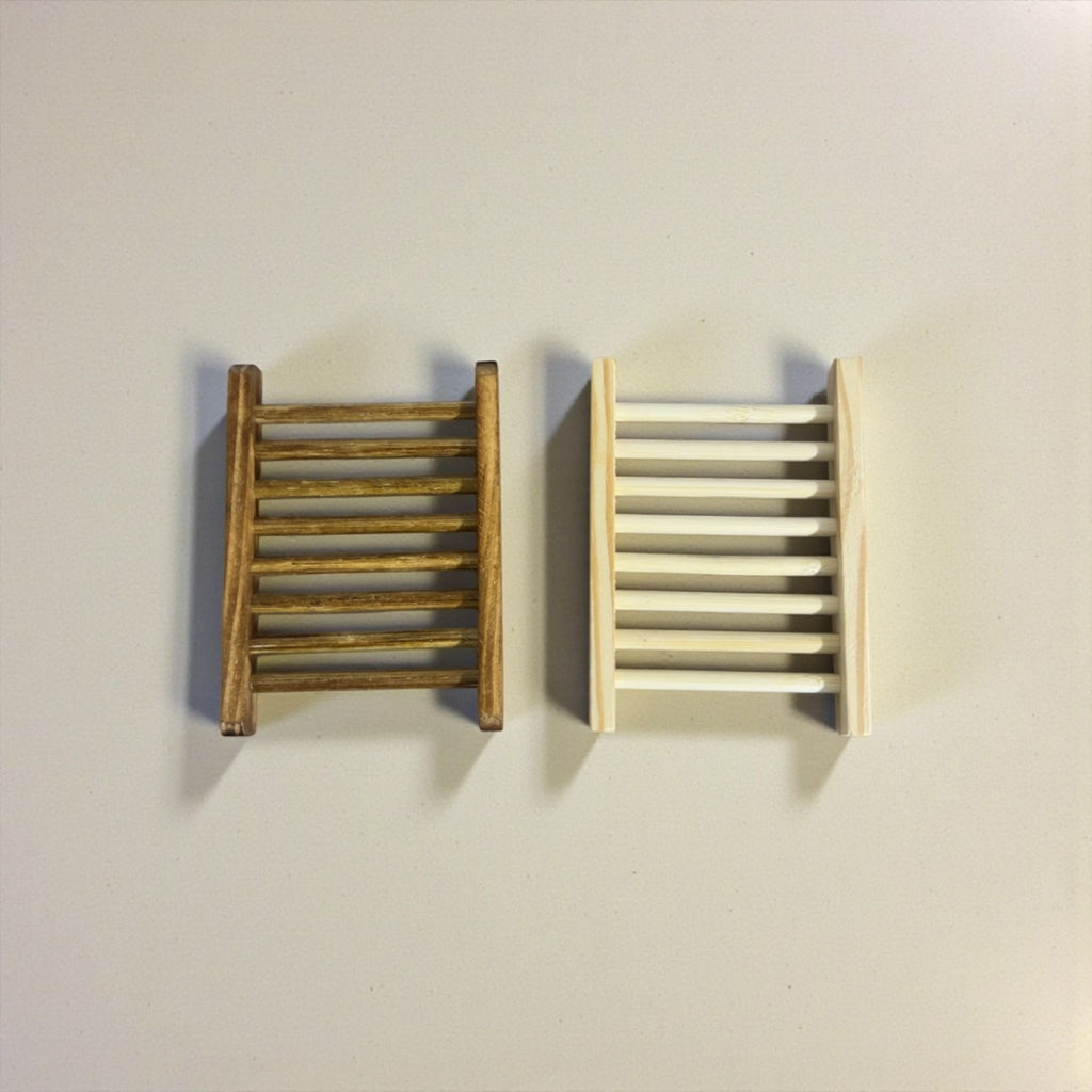 Rectangular bamboo soap dish – Light or dark wood
